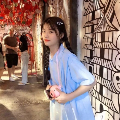 19张真实可爱不做作的女生露脸头像图来了