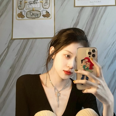 适合网恋用的真人女生网图头像合集（13张）