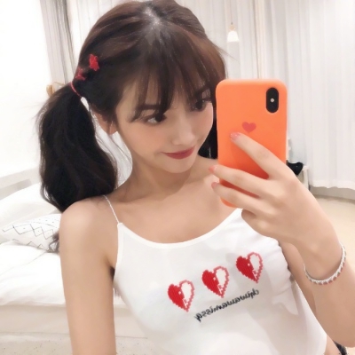 16张个性好看的女生单人高清头像