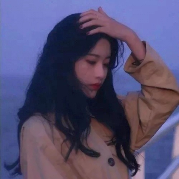 16张复古高清女生头像 自带氛围感的复古女性气质