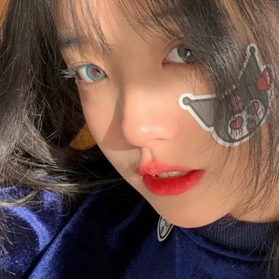 18张适合网恋用的青春活泼女生头像合集