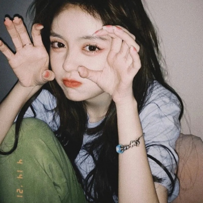 超火的女生头像合集 共11张高清图