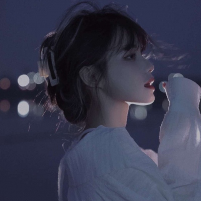 蓝色系清新意境仙女头像合集，10张美图奉上