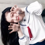 27张治愈感拉满！阳光大笑的女生高清头像合集