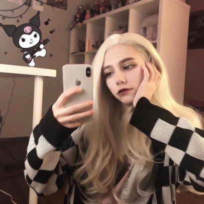17张高清个性欧美女生真人头像合集