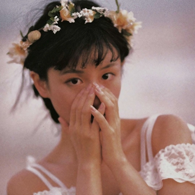 26张高冷原宿风闺蜜头像 高清潮酷姐妹头像合集