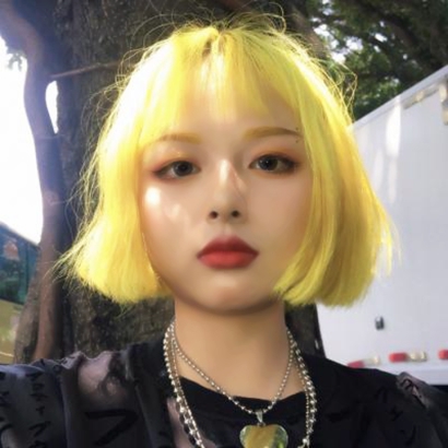 彩色头发女生头像合集 13张高清酷飒款