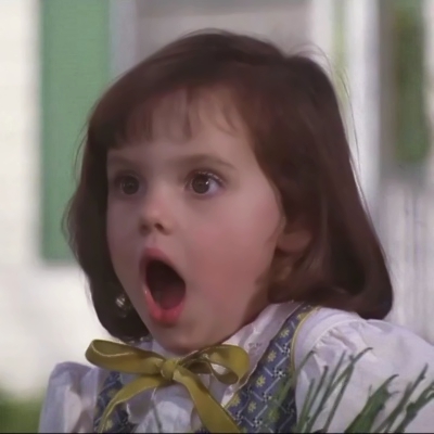 14张搞怪可爱高清欧美女生头像 直接存就能用