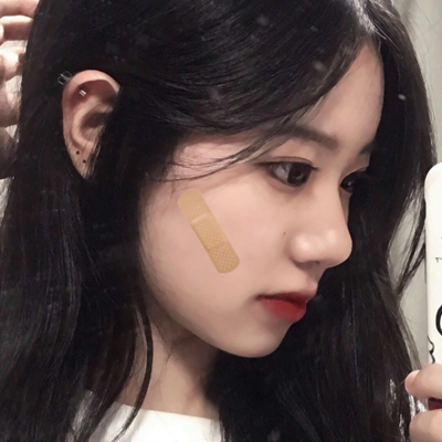 30张高冷感女生侧脸QQ头像 好看又出片