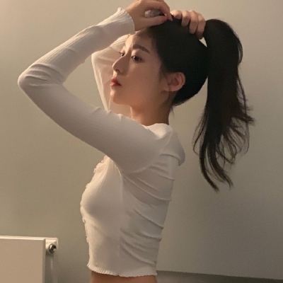 超火的微信女生头像来啦！这里有12张高清图可以用