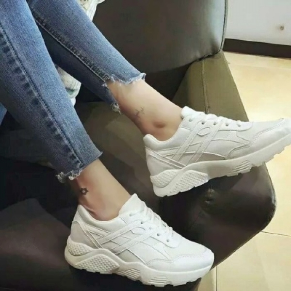 16张高清欧美范女生头像 个性又好看