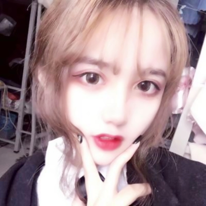 44张高清彩发女生头像合集 挑花眼的绝美发色头像库