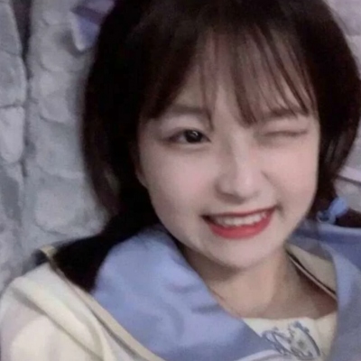 女生干净精致微信头像 共20张可挑选