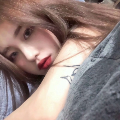 15张高清真实御姐风女生头像合集