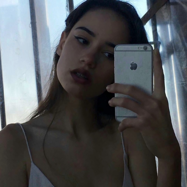 一眼心动的气质欧美女生头像，25张氛围感拉满的女头合集