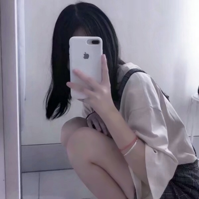 25款女生霸气遮脸头像 用手机挡脸超有范儿