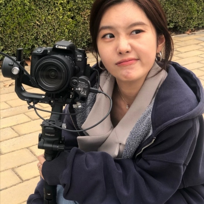 精选高清女生头像合集 共19张优质素材