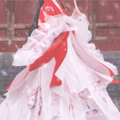 18张高清好看的古风真人女生头像合集