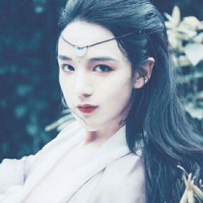 女生霸气冷艳古风头像来啦！36张高清真人款一次看够