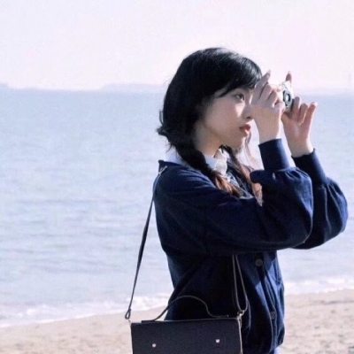 20张ins风清冷模糊白月光女生真人头像分享