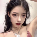 34张高清原宿ins风QQ女生头像 氛围感拉满