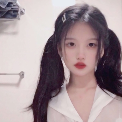36张高清真人女生时尚头像 可爱又好看的真人照片头像合集