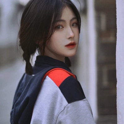 13张干净又清纯的女生头像，快收藏！