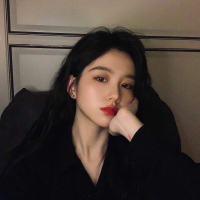 微信超酷冷酷高冷女生头像 10张合集