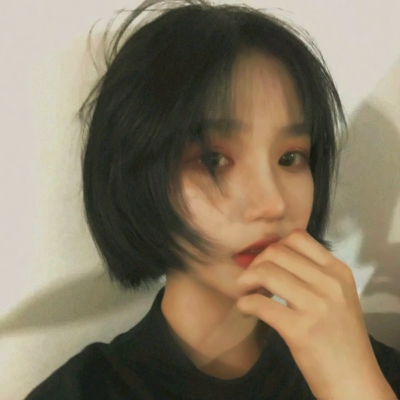 30张高清小清新短发女生头像 氛围感拉满的日常头像合集