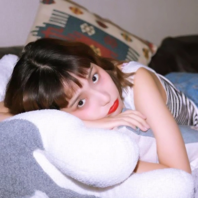 网红小姐姐高清头像合集，21张好看头像直接存