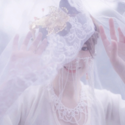 24张清冷伤感古风女头 氛围感拉满的淡雅QQ头像合集