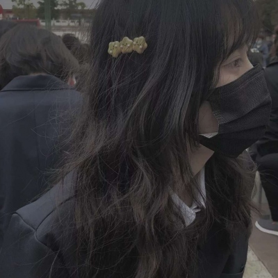 ins原宿风微丧女生真人头像 7张唯美图合集来了