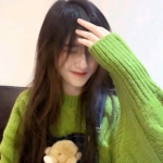 同一女生真人高清头像合集 16张好看的女生头像