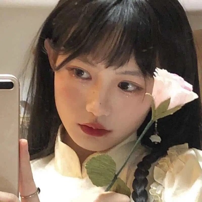 ins上超火的女生QQ头像合集，共19张