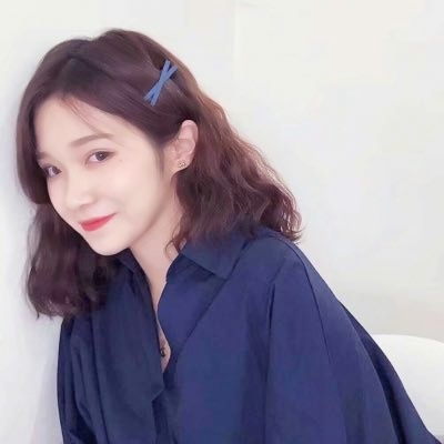 精选12张高清好看的QQ小姐姐头像合集
