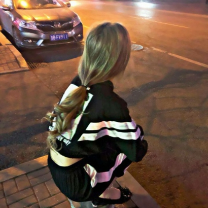 36张潮酷女生头像合集 高清好看又有个性