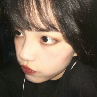 30张高清好看的女生真人头像分享