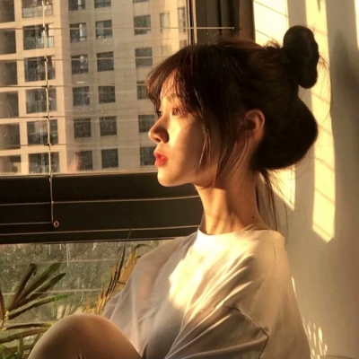 13张高质量真人女生头像图集上新