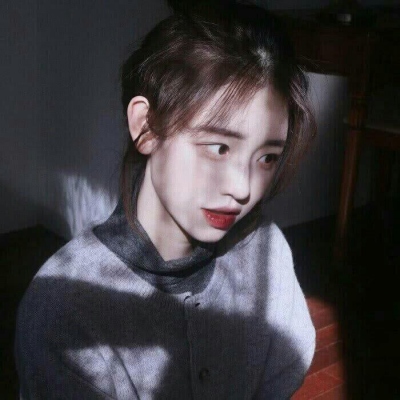 6张带女人味的有意境个性微信头像，女生头像合集来啦