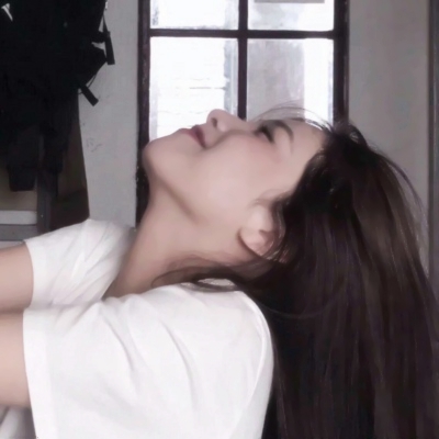 24张无水印干净女生头像 适合玩网用的高清原图