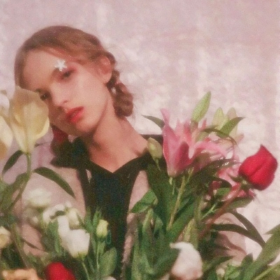 10张真人女生微信头像合集