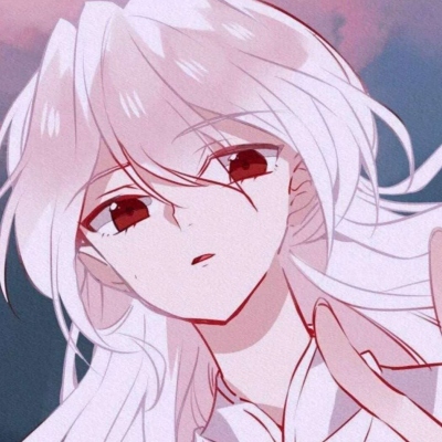 最新高清女生动漫QQ头像合集 共14张