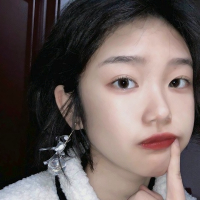 36张超有气质的女生微信头像合集