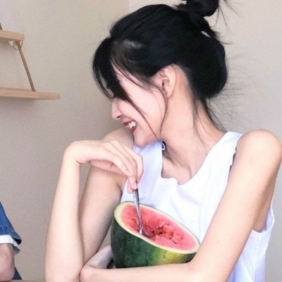 超火的清新真人女生头像合集 一共11张高清图