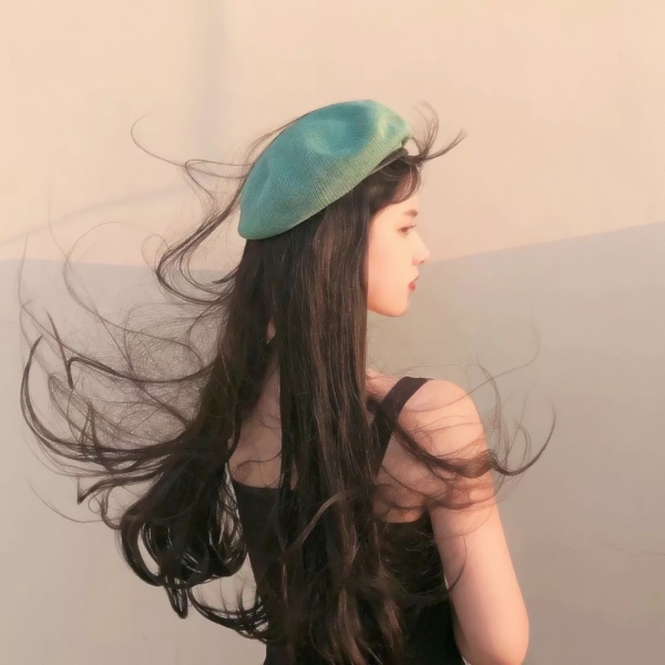 带着淡淡忧伤的意境女生头像 16张氛围感拉满的伤感女头素材