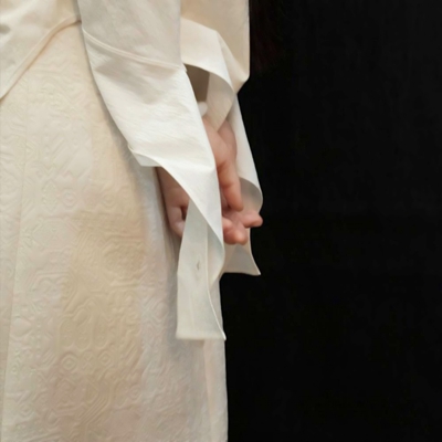 28张高清白色系女生部位头像合集