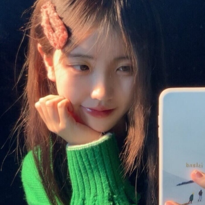 9张超好看的女生真人唯美QQ头像合集