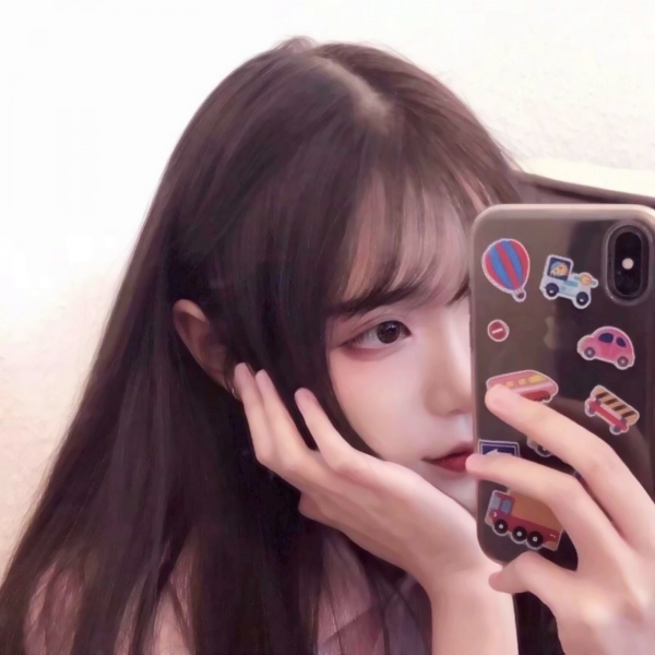 36张高清韩系清新女生真人头像 氛围感拉满的时尚头像合集