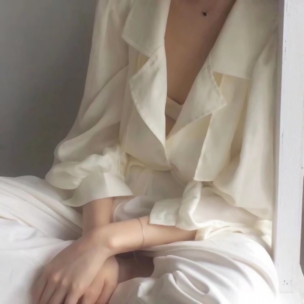 36张气质拉满！超清优雅从容的女生部位头像合集