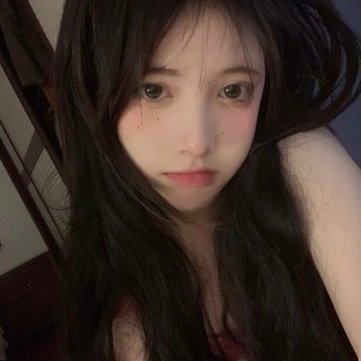 12张一眼惊艳的个性女生真人头像合集